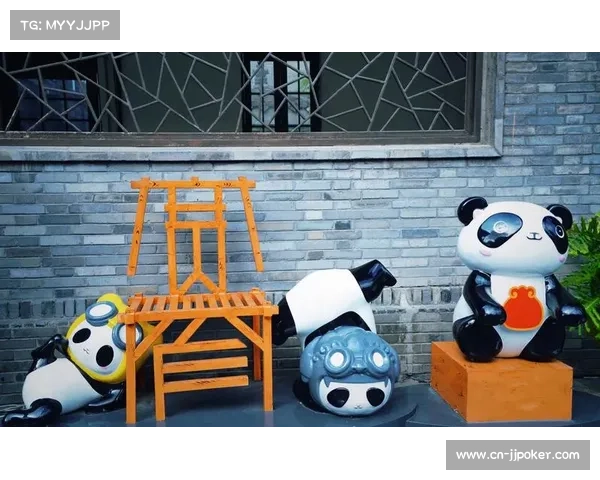 球员参观大熊猫基地体验成都慢生活，中国赛季文化活动丰富